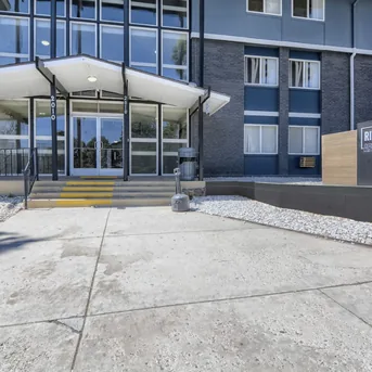 Riverbend Apartments exterior view