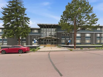 Riverbend Apartments exterior building front